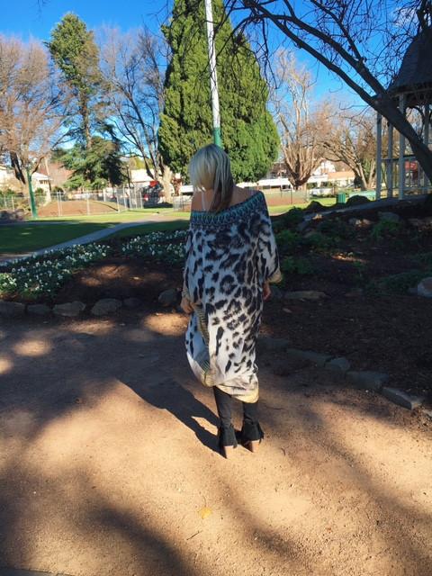 KAFTAN STYLING FOR WINTER TIME - How to wear the style in the colder months of the year