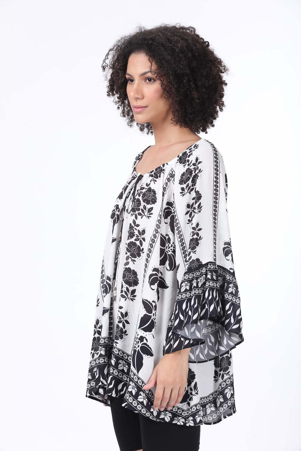 Avanti - Gypsy Tunic White & Black Viscose Crepe Fabric