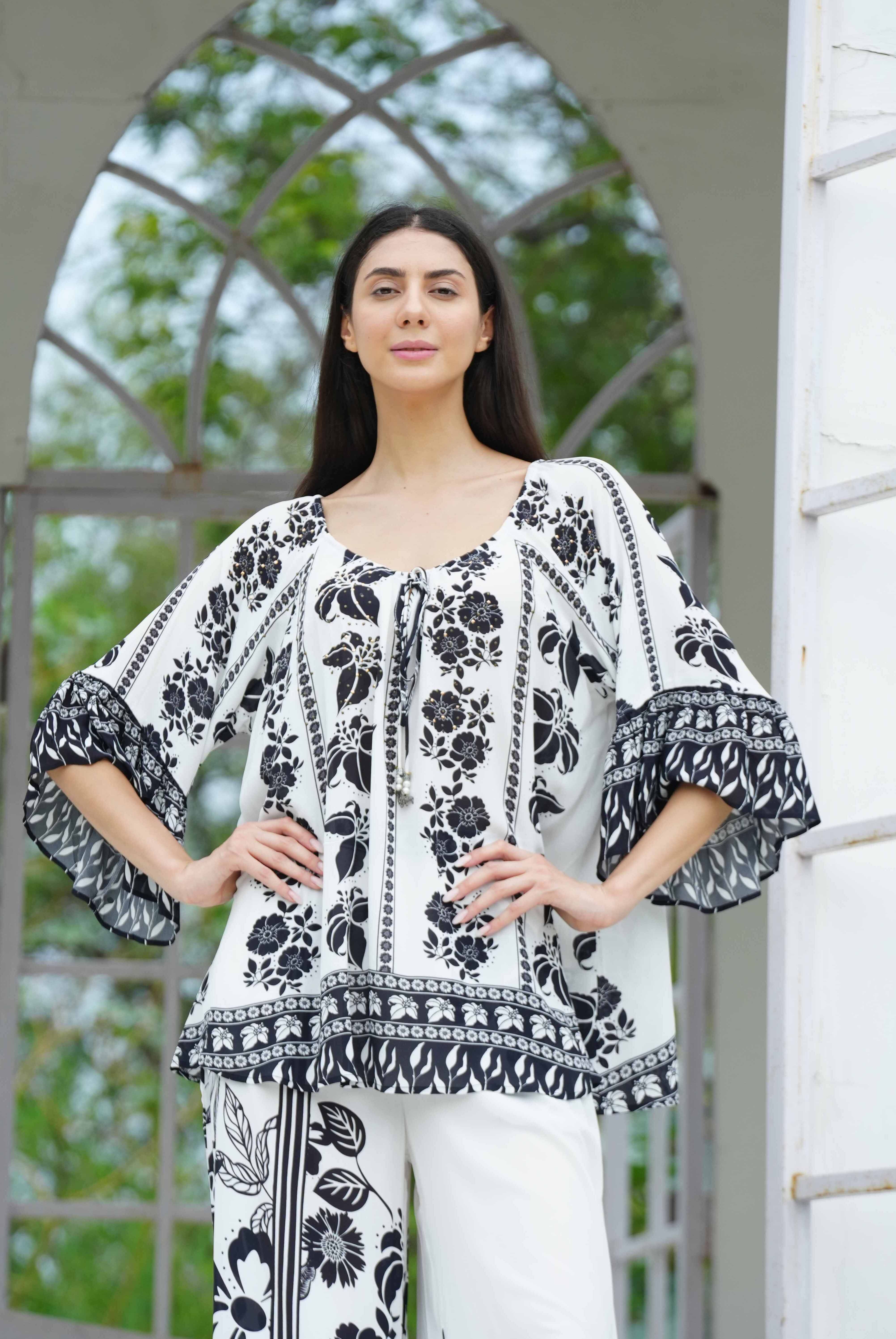 Front view of the black and white AVANTI GYPSY TUNIC Perfect style and comfort with Viscose fabric