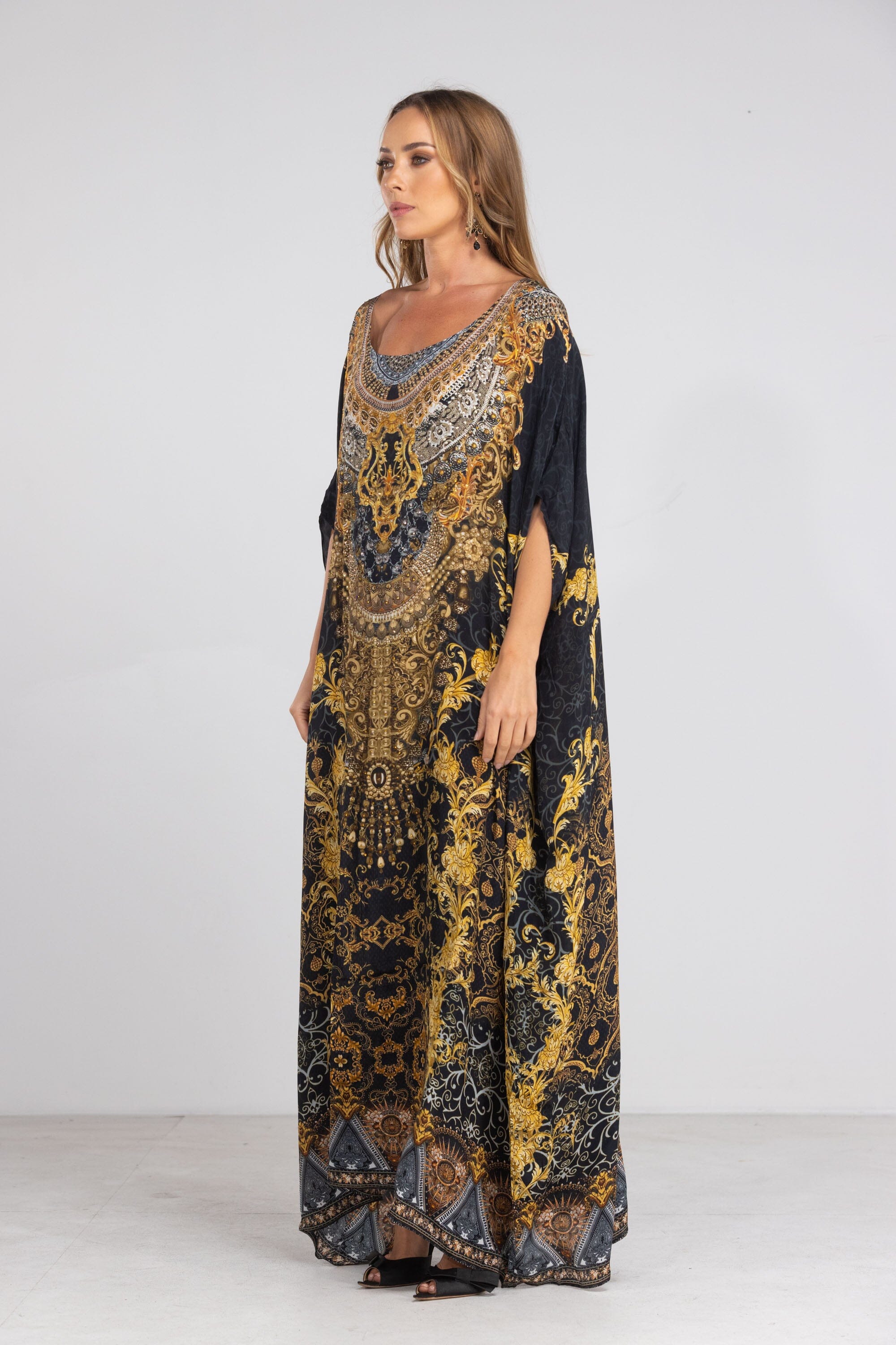 VALLETTA - BOX KAFTAN - TheSwankStore