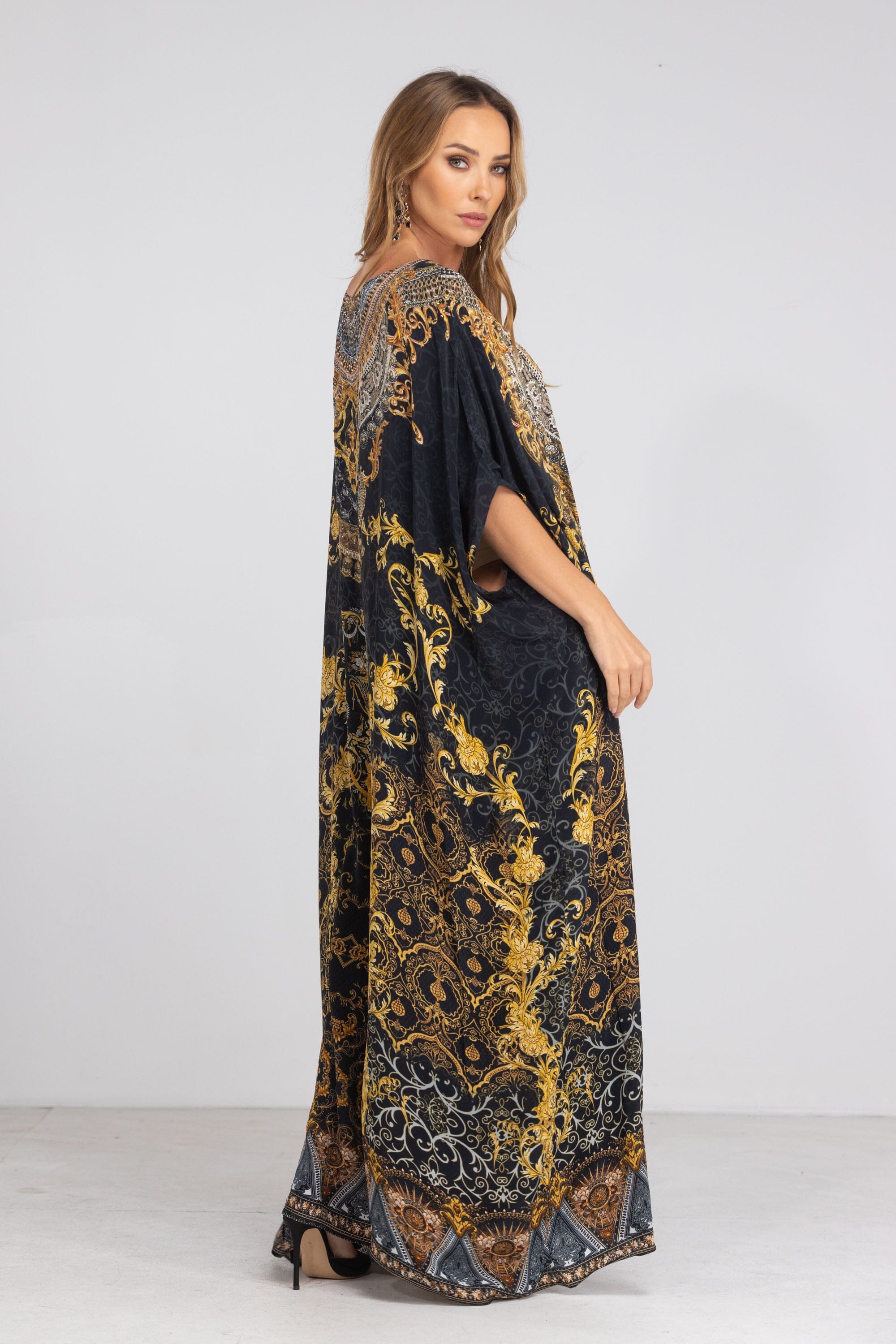 VALLETTA - BOX KAFTAN - TheSwankStore