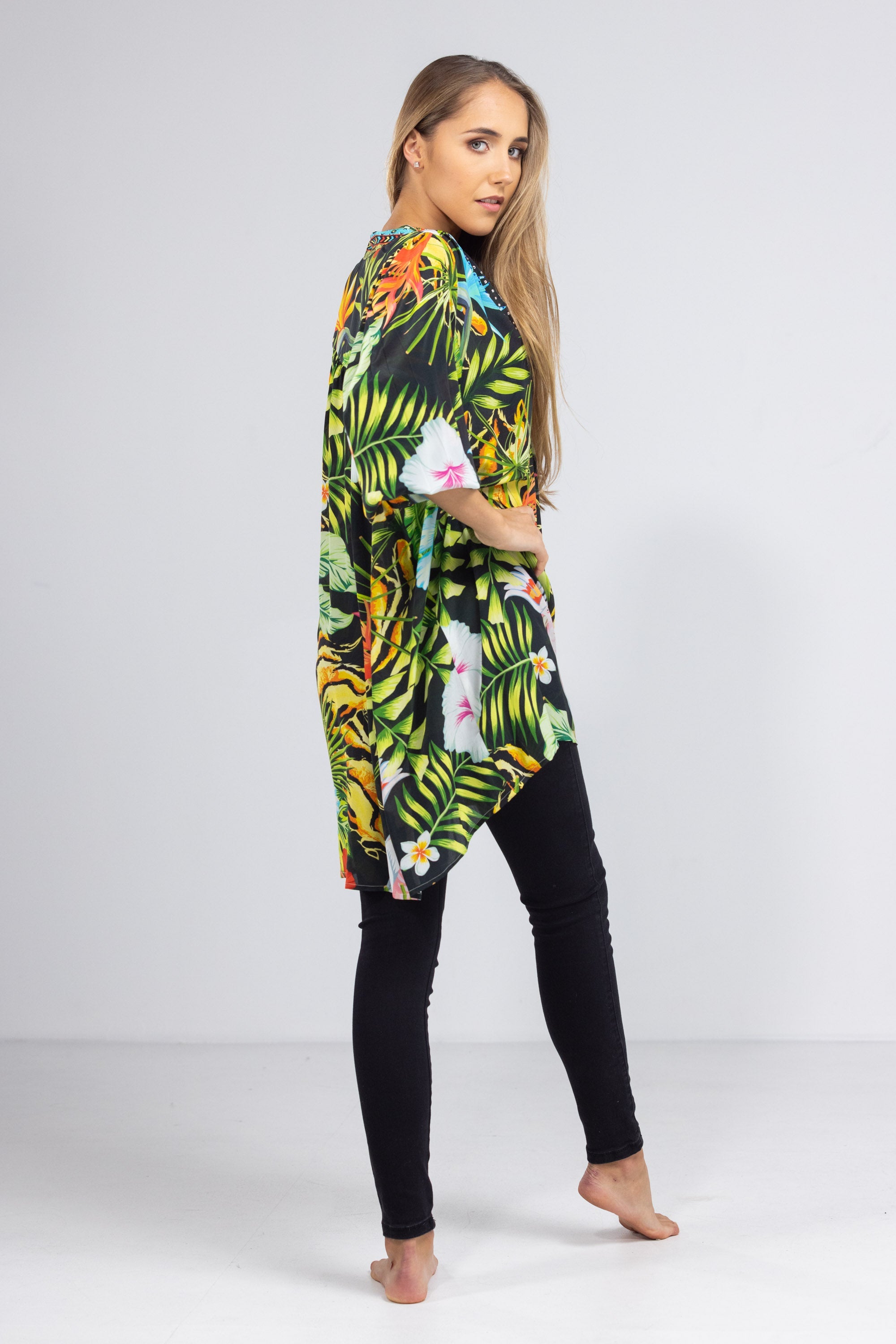 DARWIN - V NECK DRESS