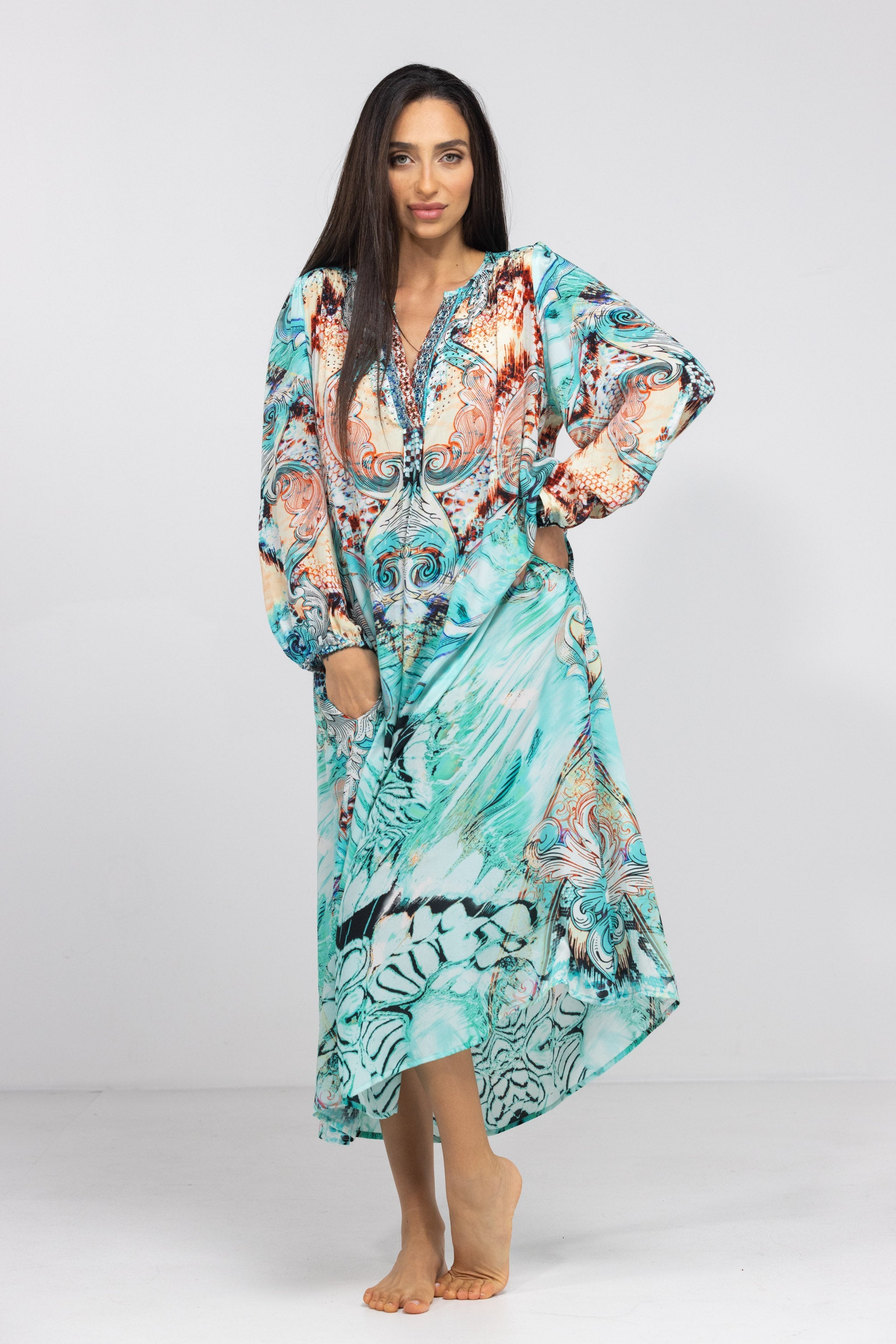 GOLDCOAST - V NECK DRESS LONG