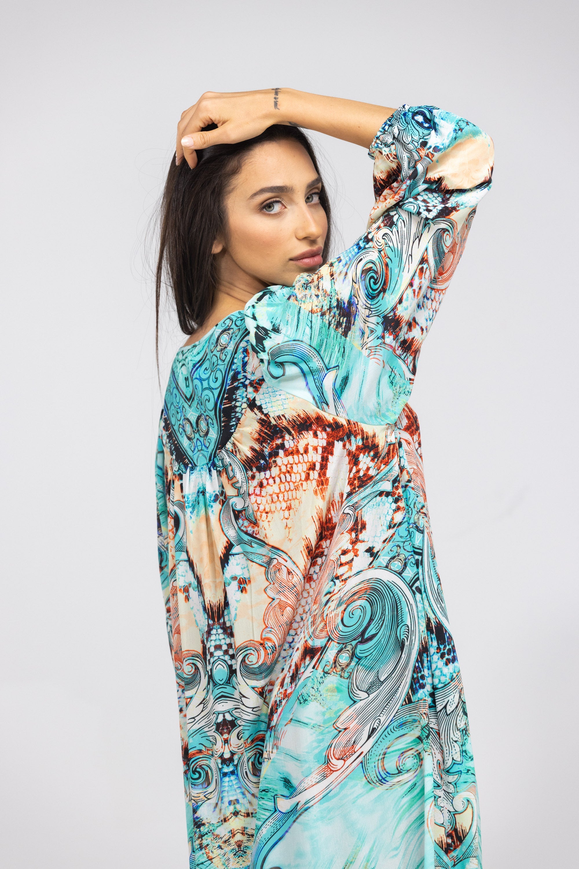 GOLDCOAST - V NECK DRESS LONG