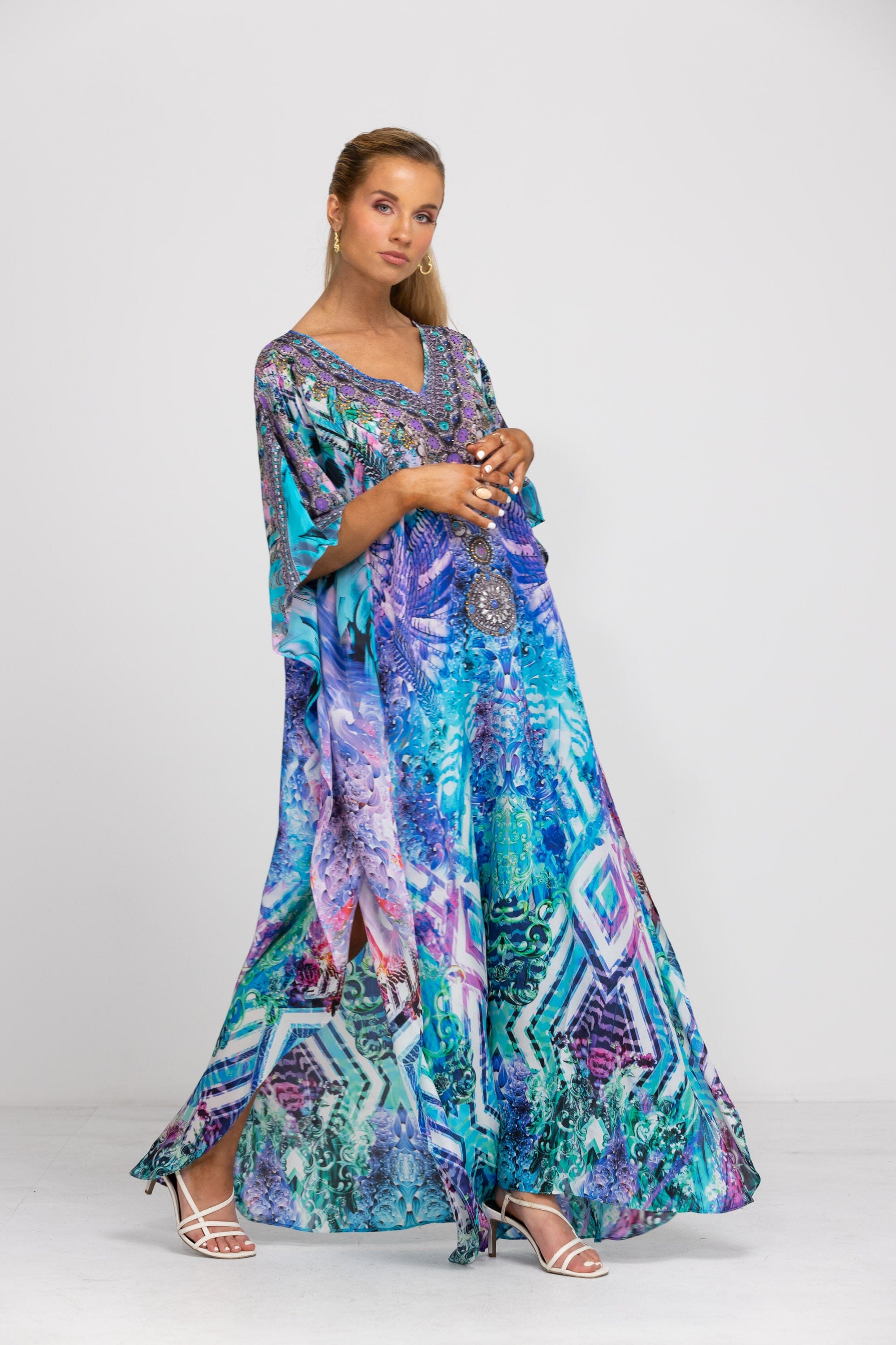 INDIGO SUMMER - LONG KAFTAN - TheSwankStore