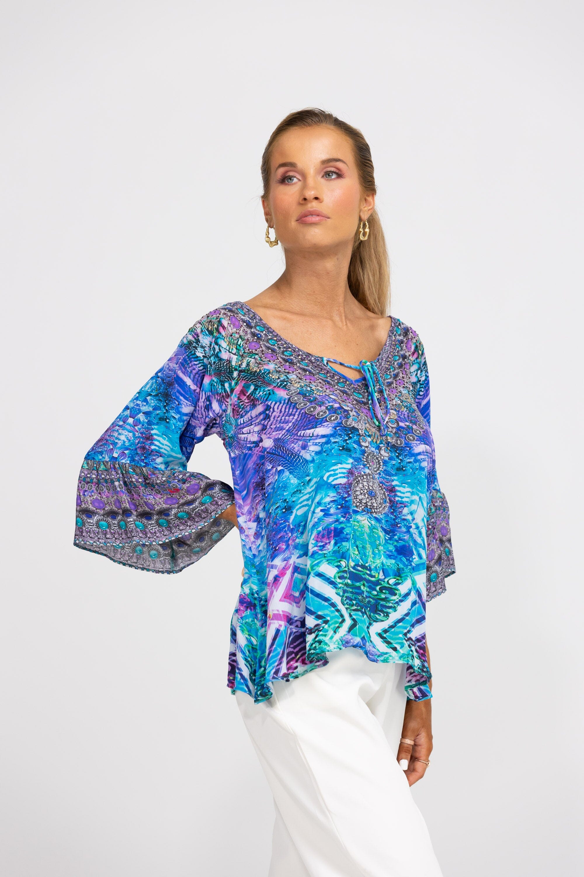 Side view of the Blue, White, Purple & Black, Red Indigo Summer Gypsy Tunic (TheSwankStore) Soft Viscose fabric