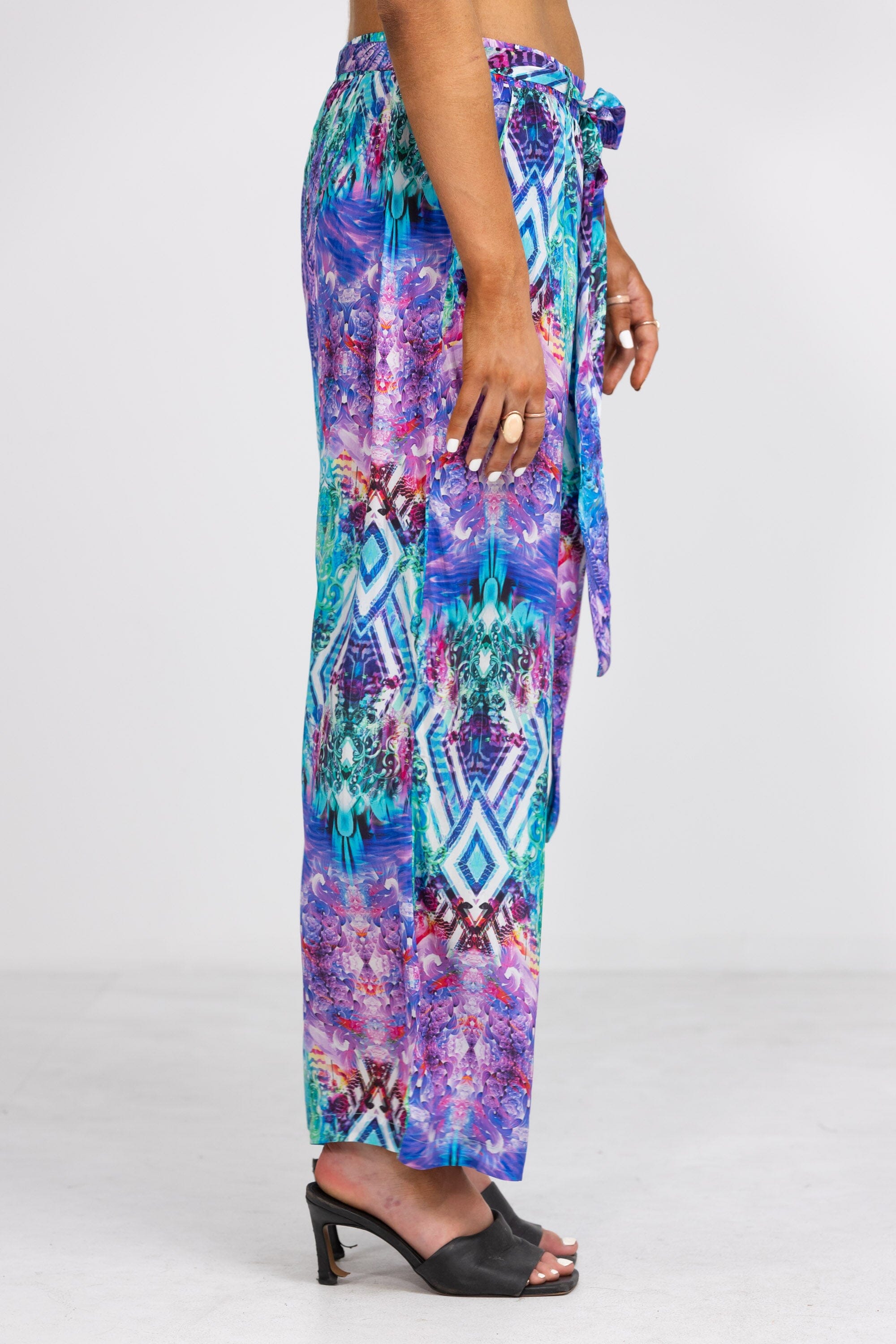Side view of the Blue, White, Purple & Black, Red Indigo Summer Pants (TheSwankStore) Soft Viscose fabric