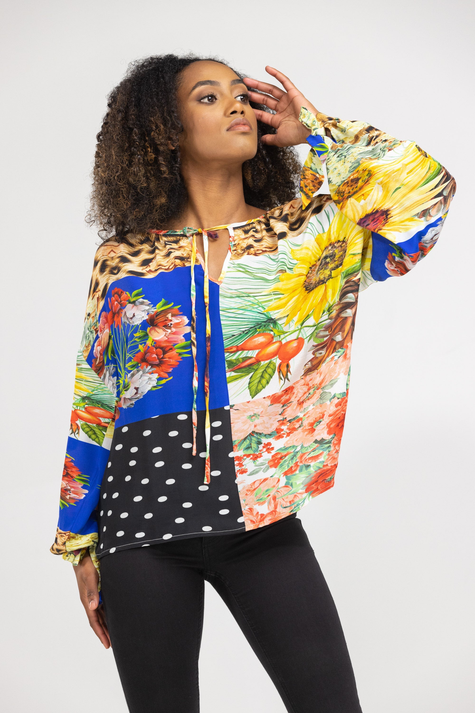 PERTH - KNOT CUFF LONG SLEEVE TOP
