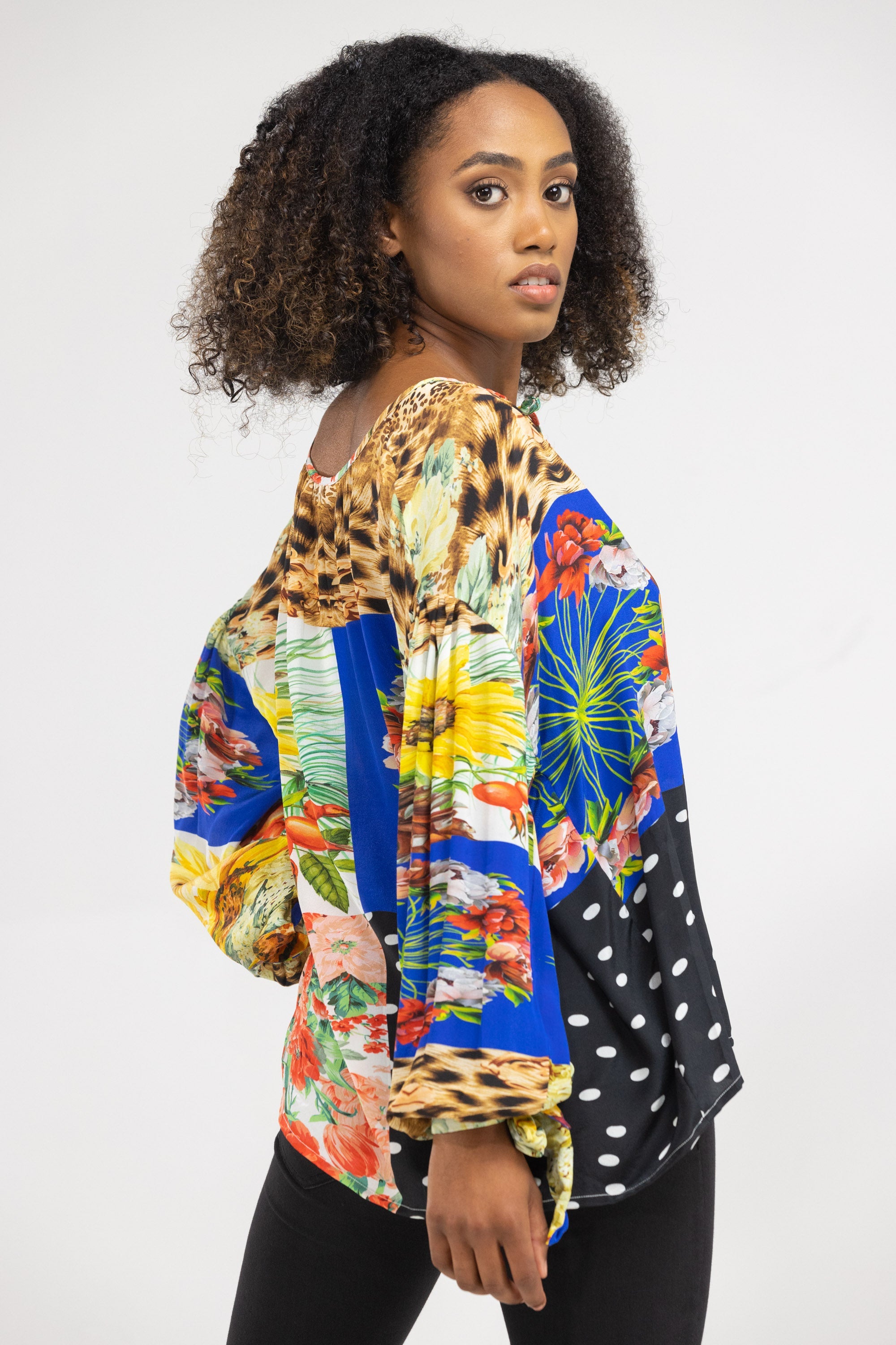 PERTH - KNOT CUFF LONG SLEEVE TOP