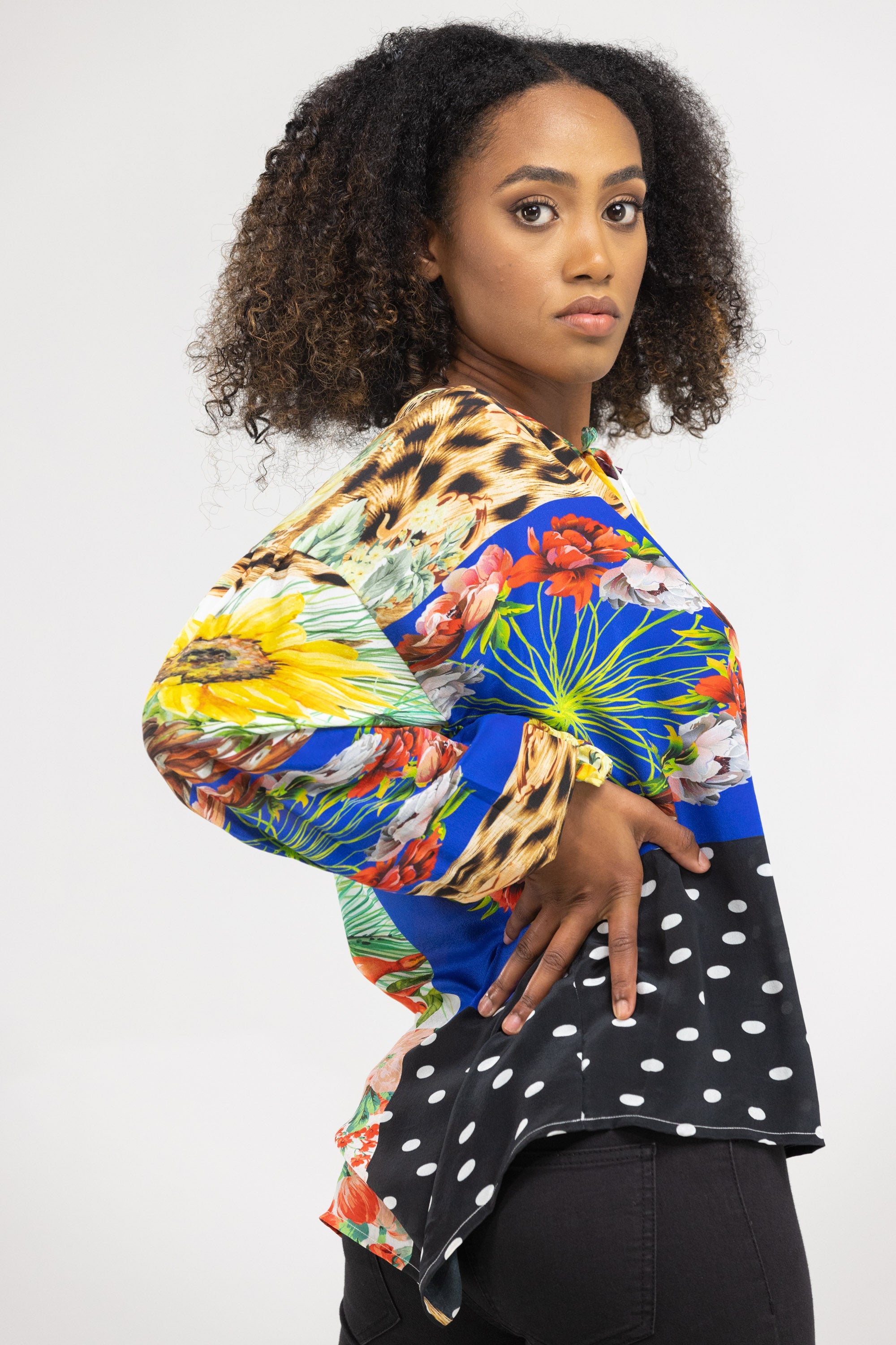 PERTH - KNOT CUFF LONG SLEEVE TOP
