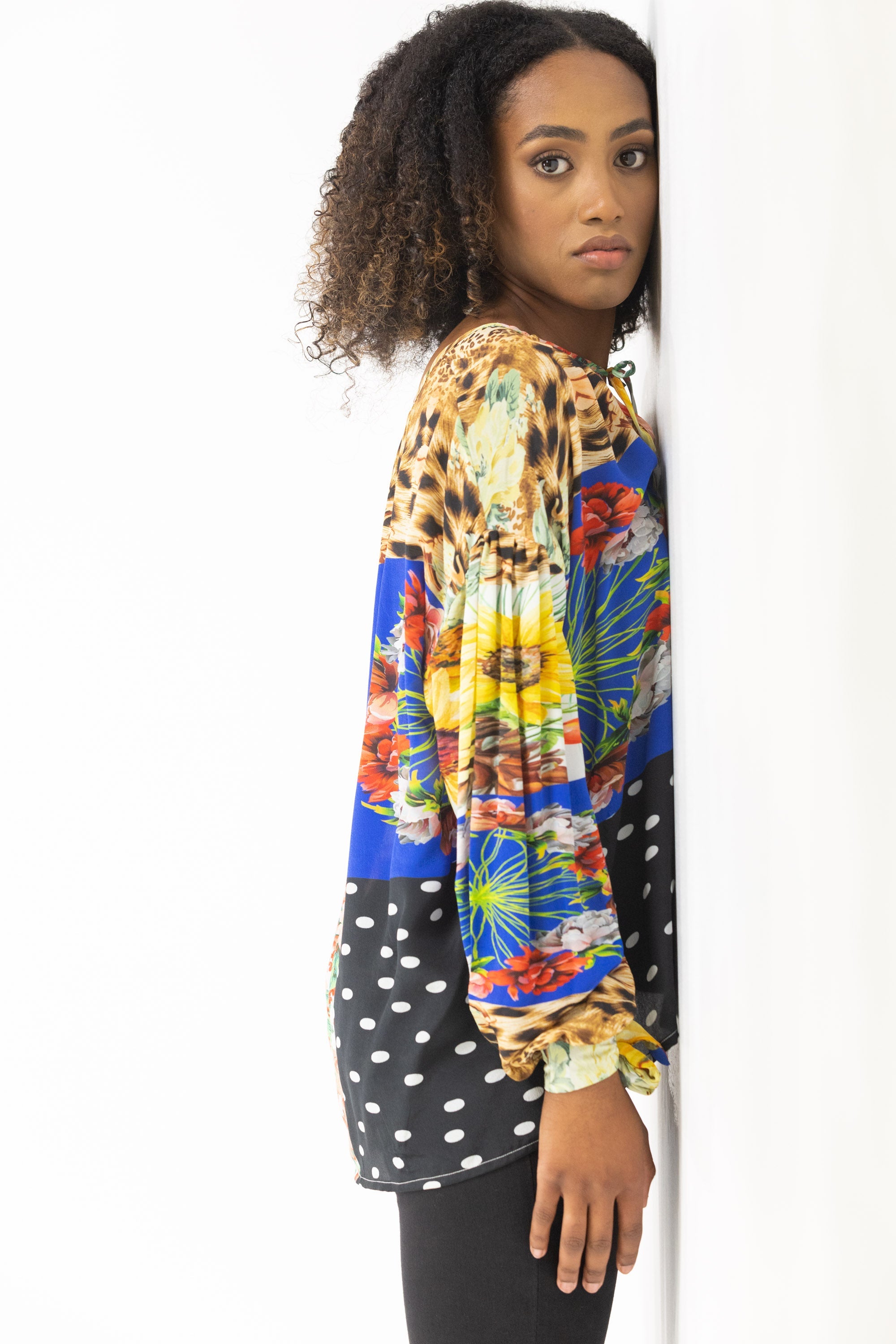 PERTH - KNOT CUFF LONG SLEEVE TOP