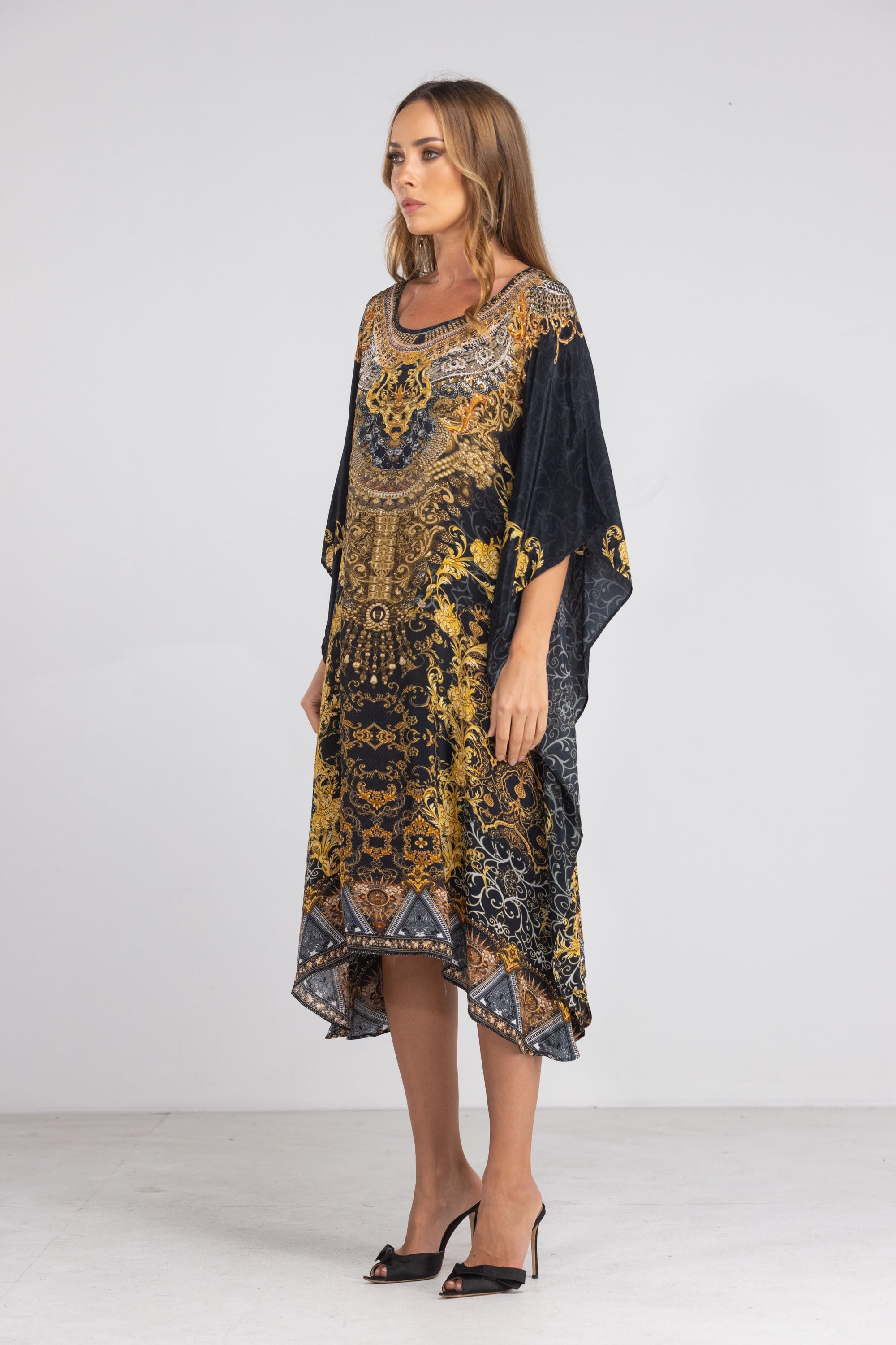 VALLETTA - SHORT KAFTAN - TheSwankStore