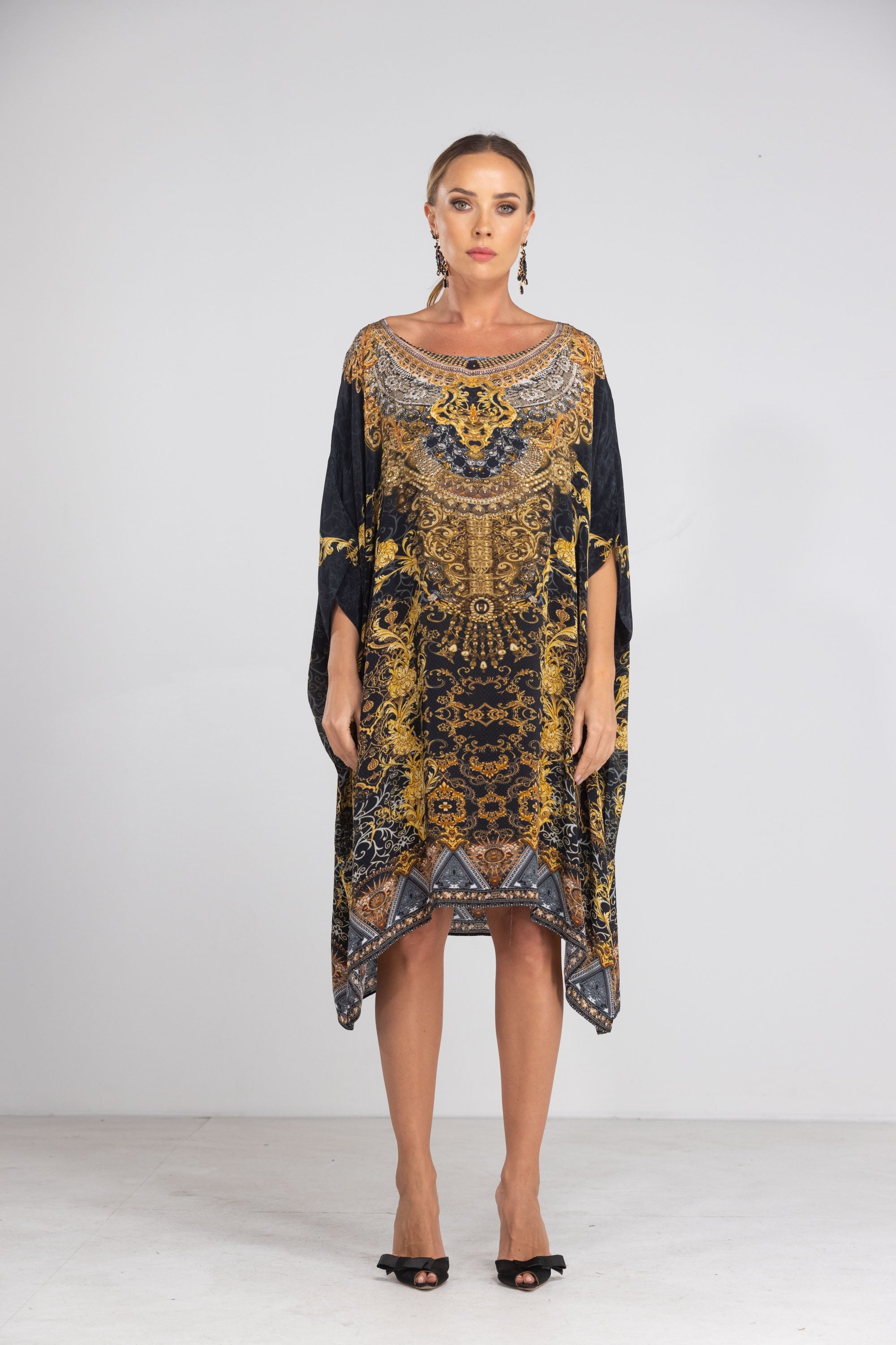 VALLETTA - SHORT BOX KAFTAN - TheSwankStore