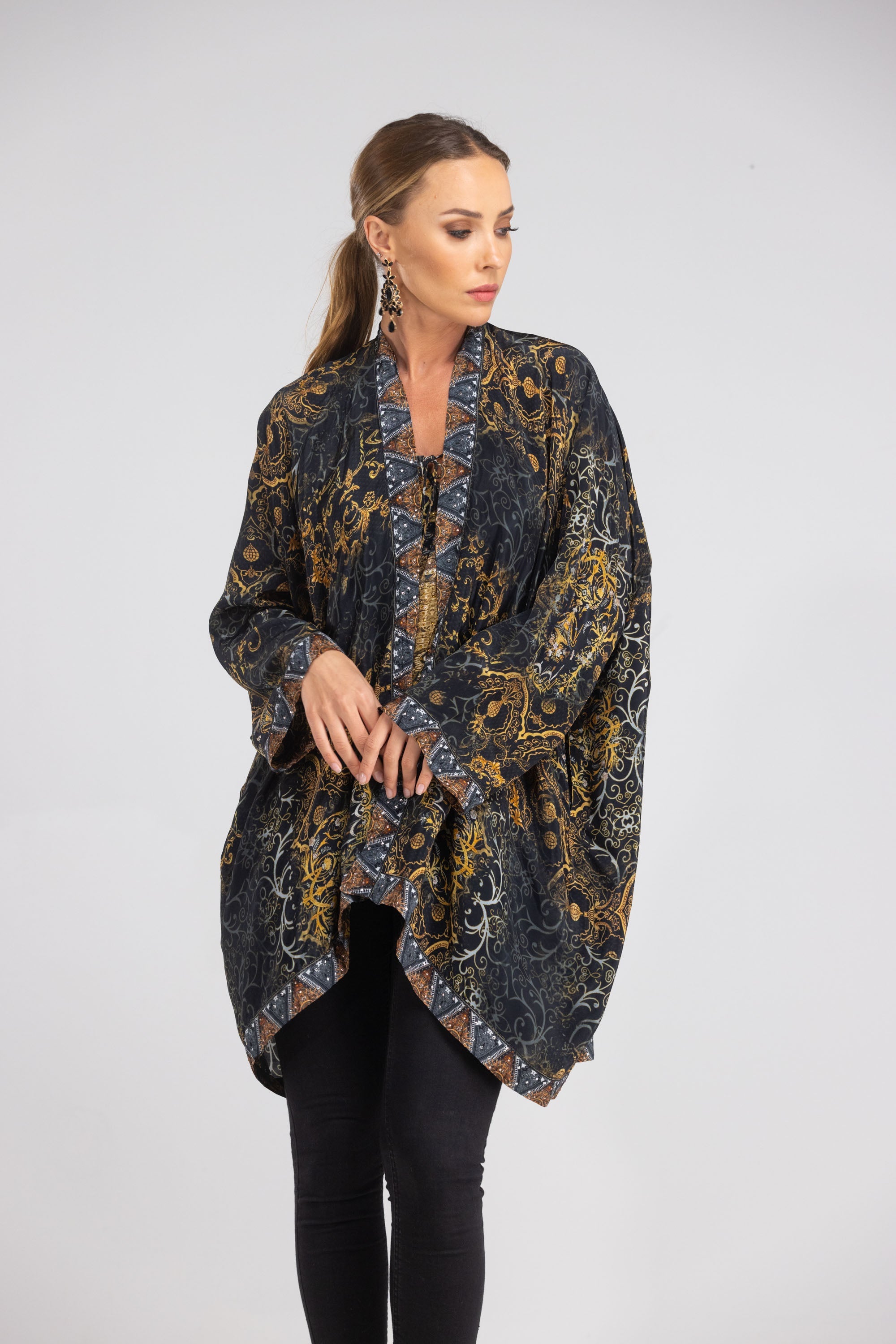 VALLETTA - KIMONO SHRUG (SHORT) - TheSwankStore