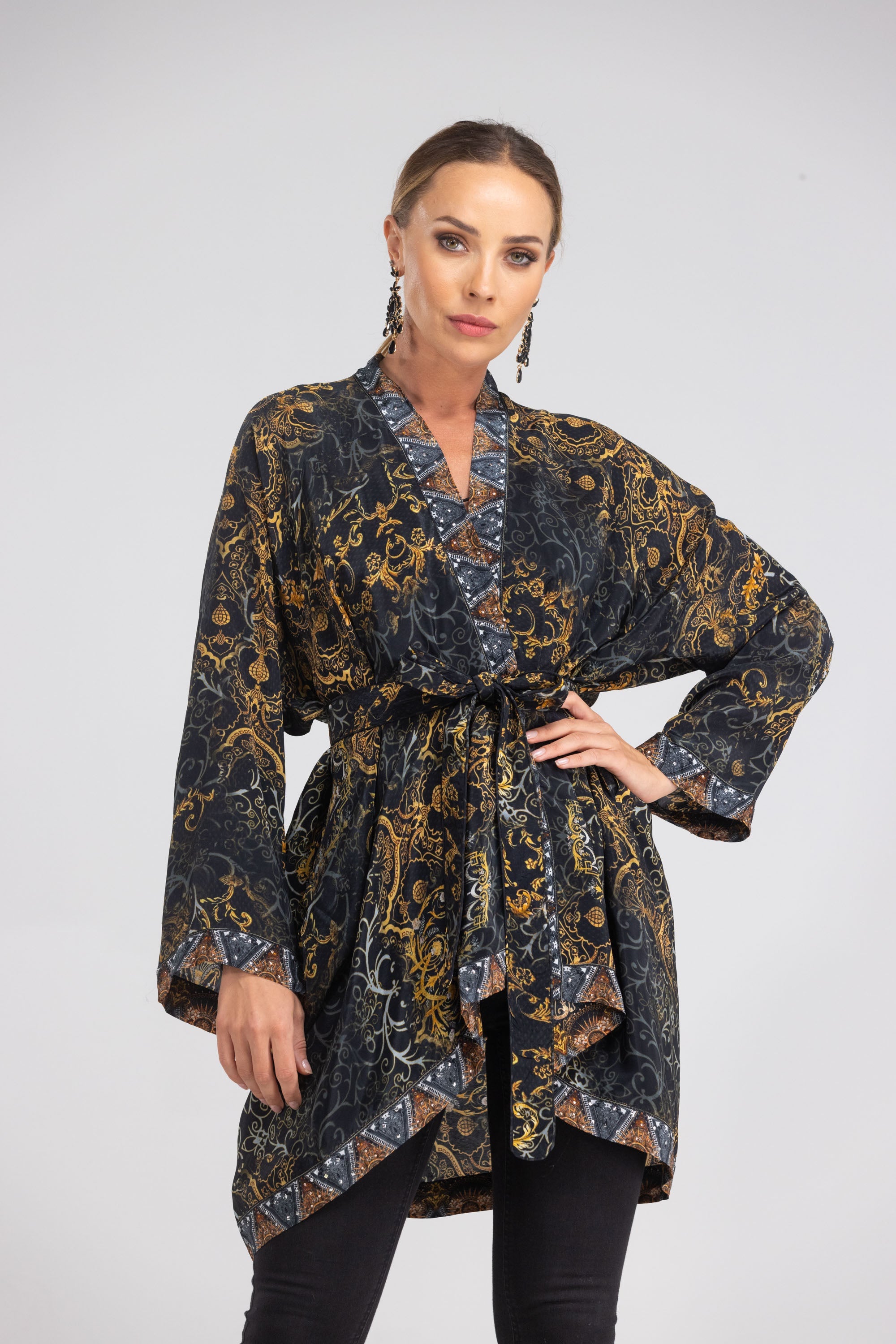 VALLETTA - KIMONO SHRUG (SHORT) - TheSwankStore