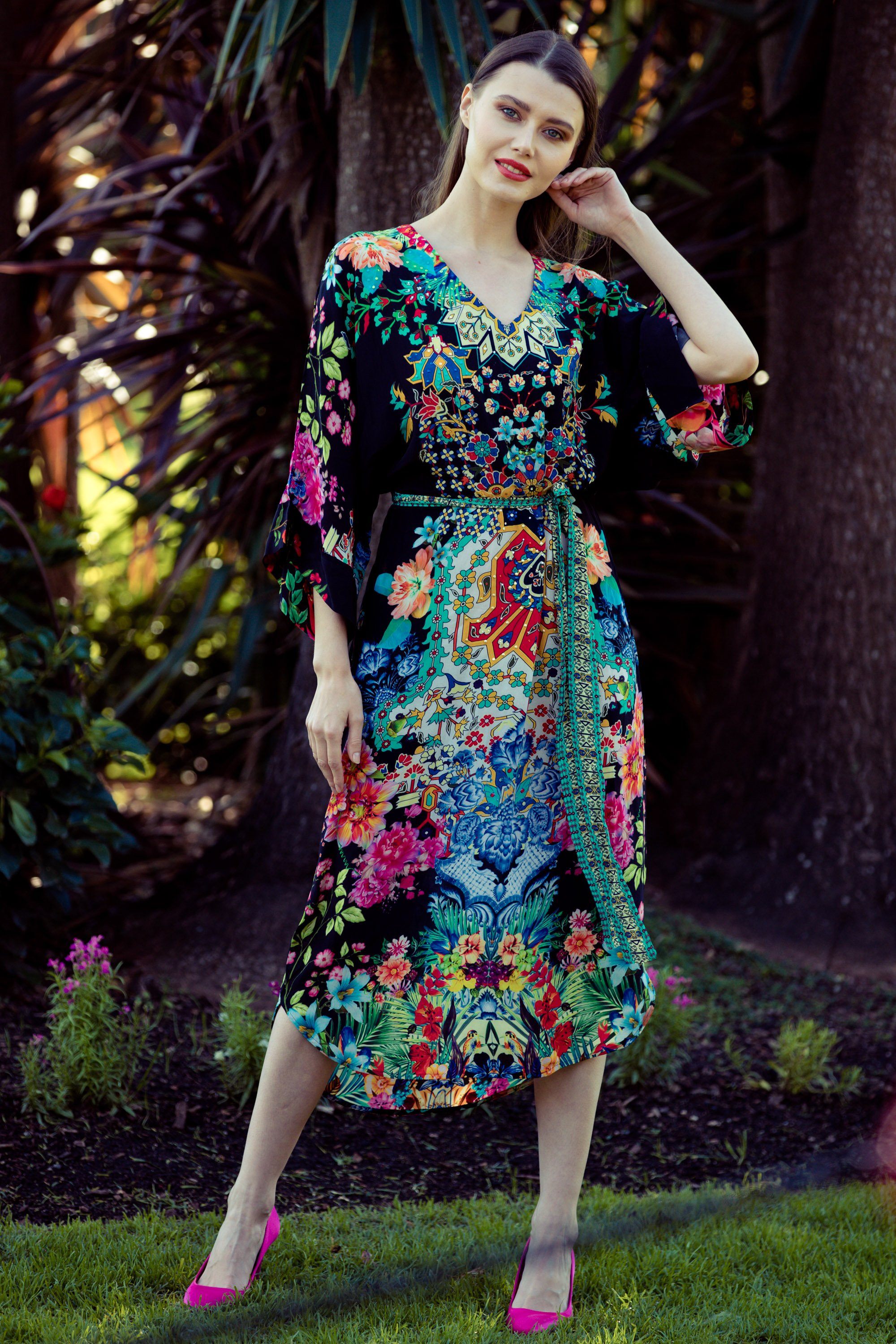 EDEN - MIDI DRESS WITH SHORT SLEEVE - TheSwankStore