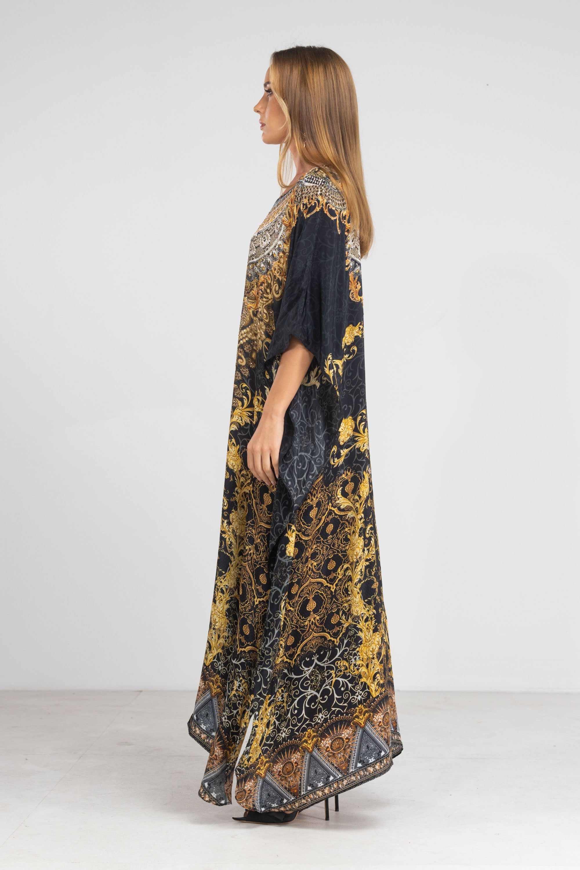 VALLETTA - LONG KAFTAN - TheSwankStore