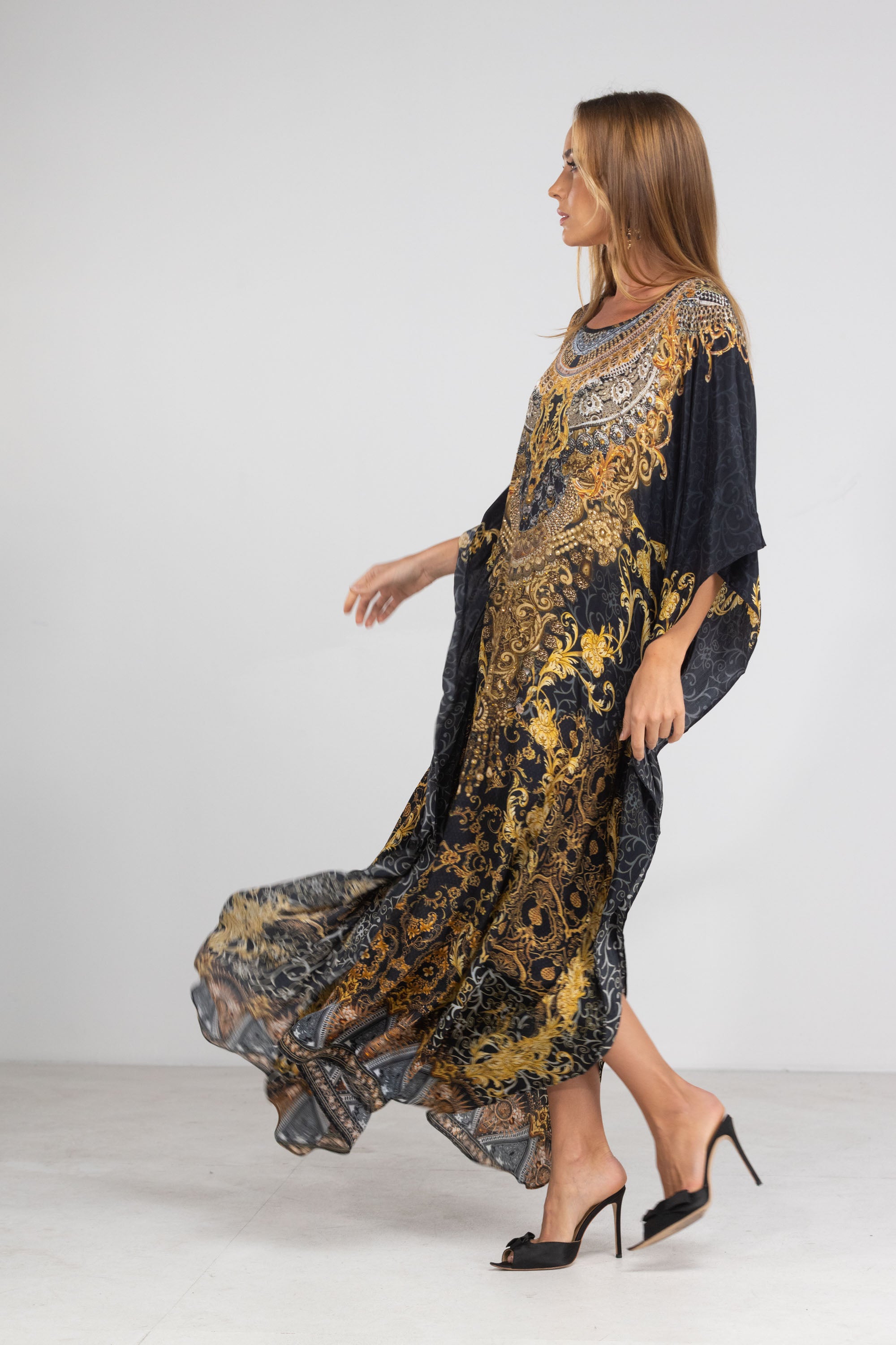 VALLETTA - LONG KAFTAN - TheSwankStore